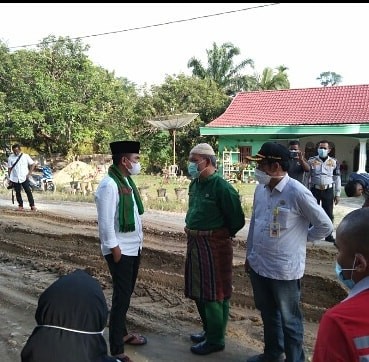 Bupati Pelalawan H. Zukri bersama Wakil Bupati H. Nasaruddin, SH. MH Meninjau Dan Turun Langsung Ke 
